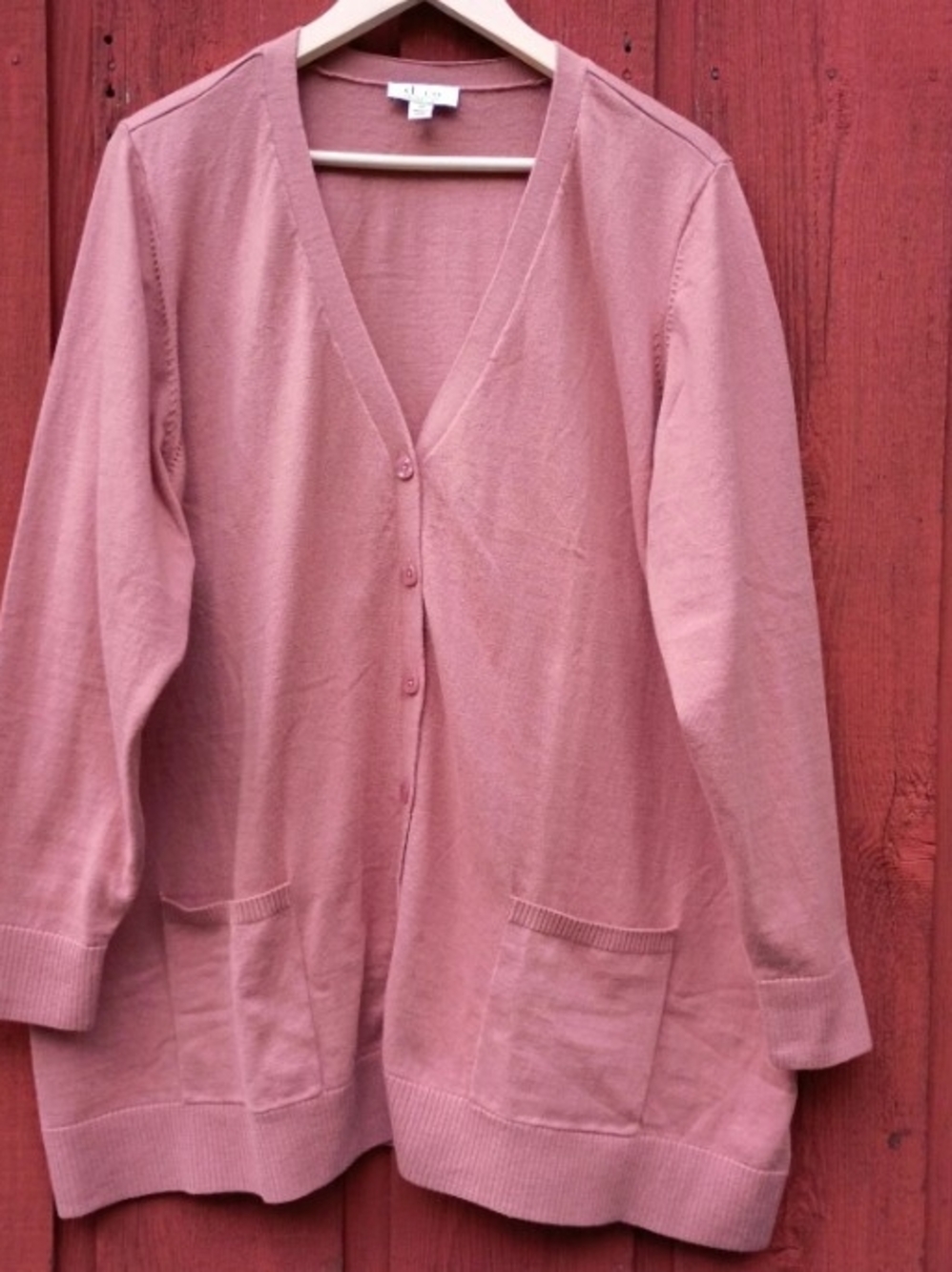 D& Co Essentials Plus Size 3X V-Neck Button Cardigan
